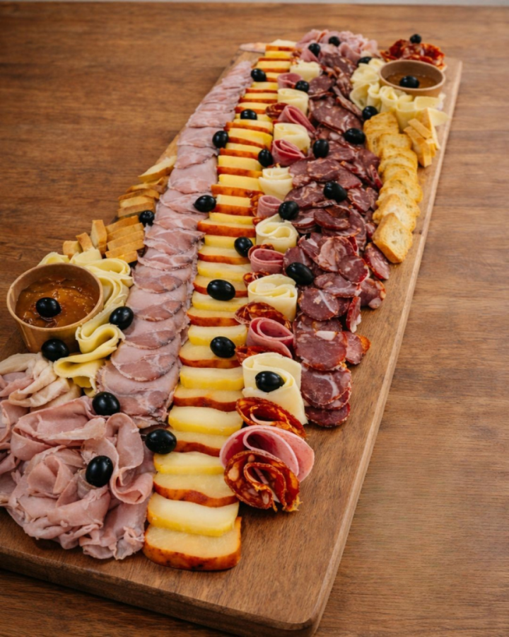 PLATEAU CHARCUTERIE